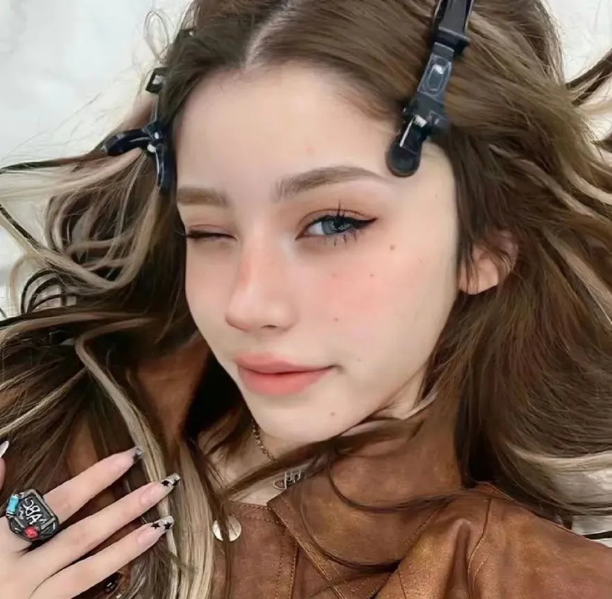 鹡鸰女神第一季